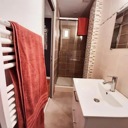 Les Fontaines Saint-Vincent (Puy-de-Dome)